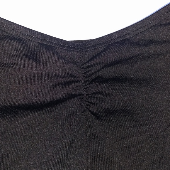 SOLD black cap sleeve leotard - Picture 3 of 3